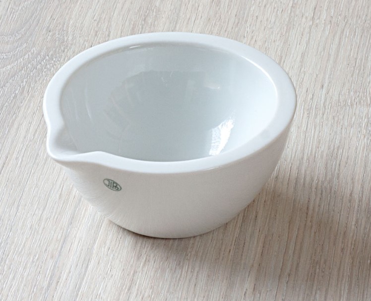 Miska trecia glazovaná, porcelánová